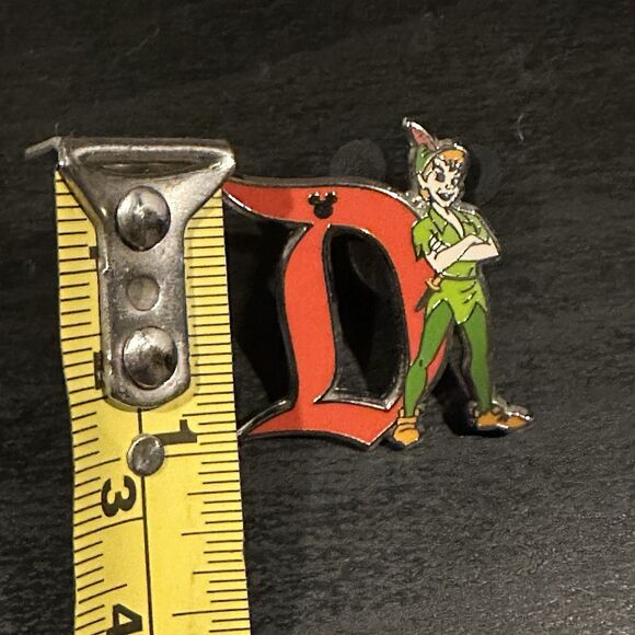 Disneyland Resort Hidden Mickey D Icon Peter Pan Disney Pin Orange Green 2020 - Picture 5 of 5